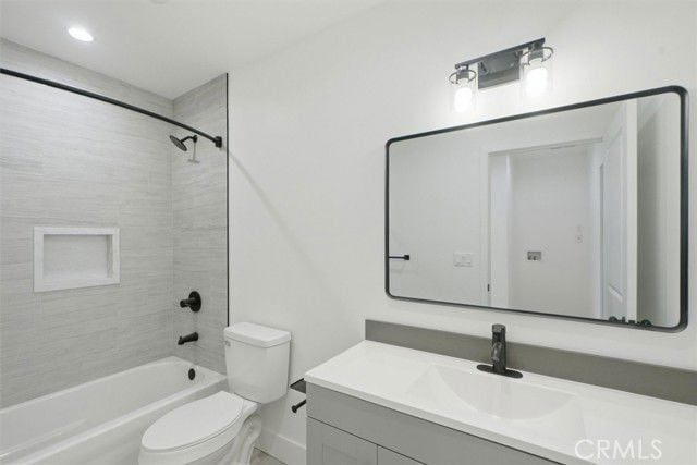 Building Photo - 14014 Hubbard St