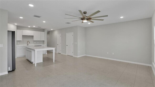 Building Photo - 4147 Collegiate Blvd