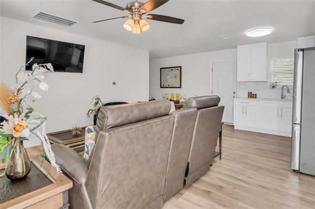 Building Photo - 5831 Dana Dr