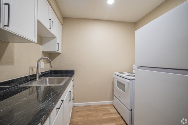 Building Photo - Oakridge Apartments