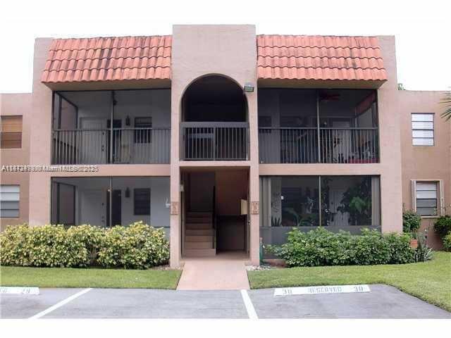 Building Photo - 8600 NW 34th Pl