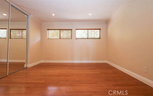 Building Photo - 100 Cliff Dr