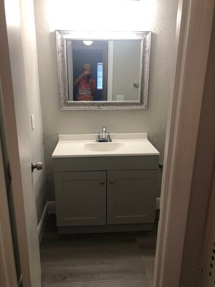 Bathroom - 2520 Caper Ln