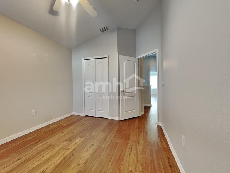 Building Photo - 9103 Crystal Commons Way