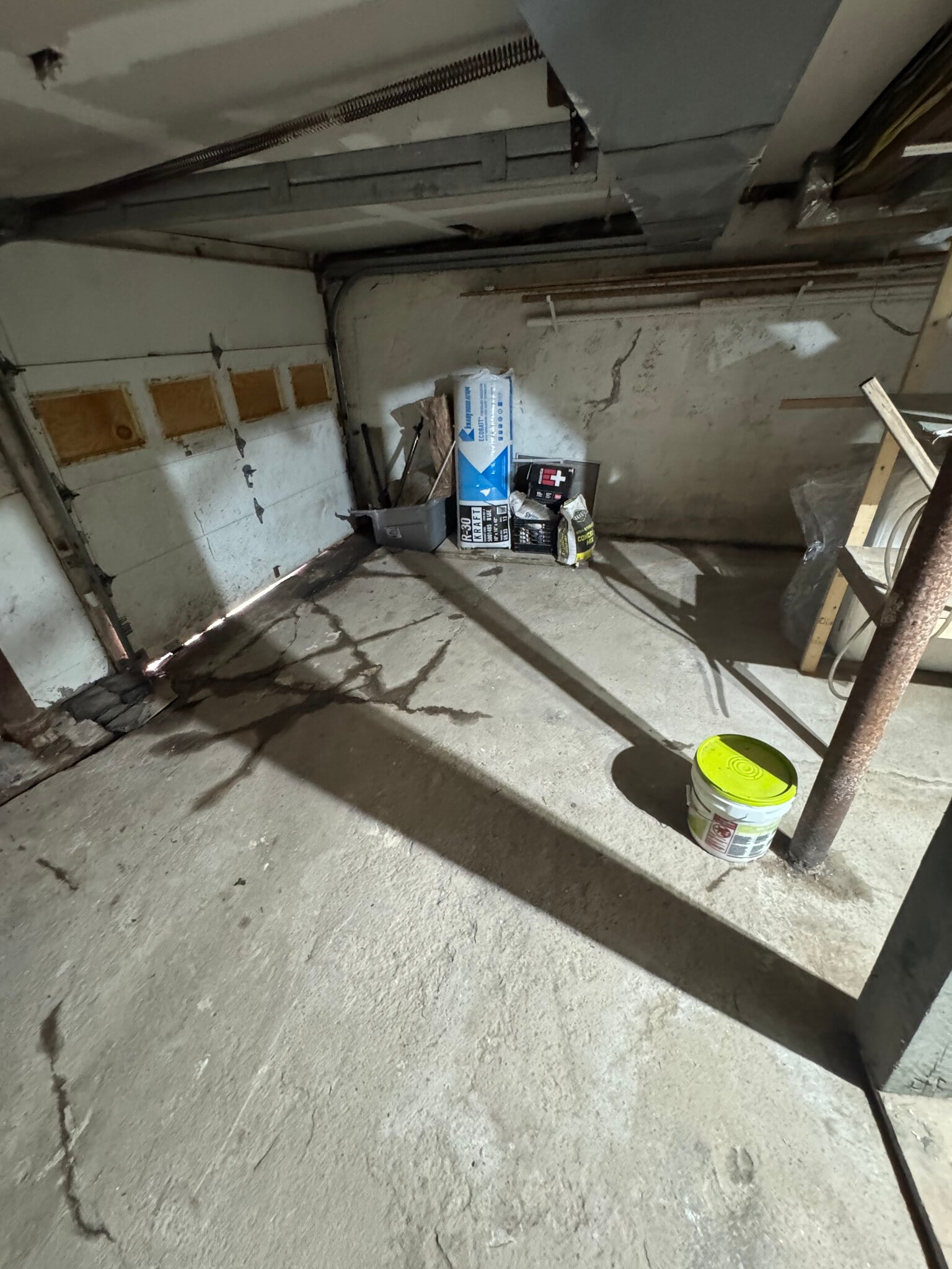 Building Photo - 28 York Ave