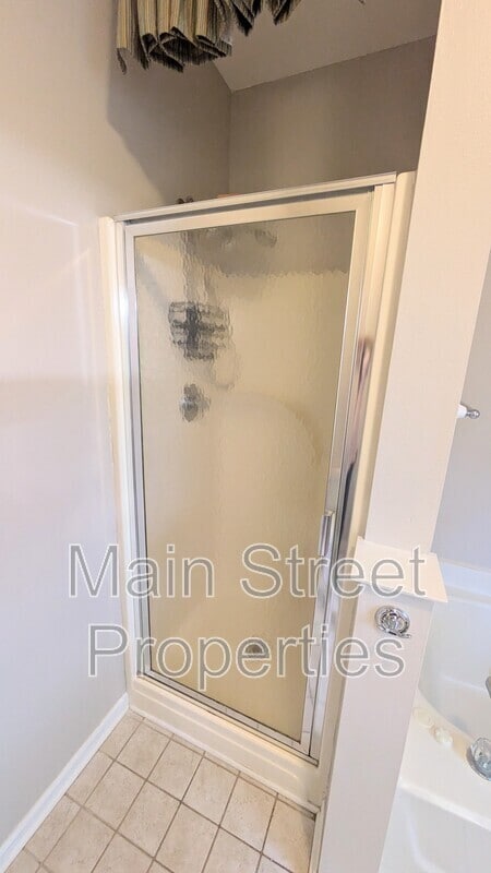 Building Photo - 1612 College Pkwy