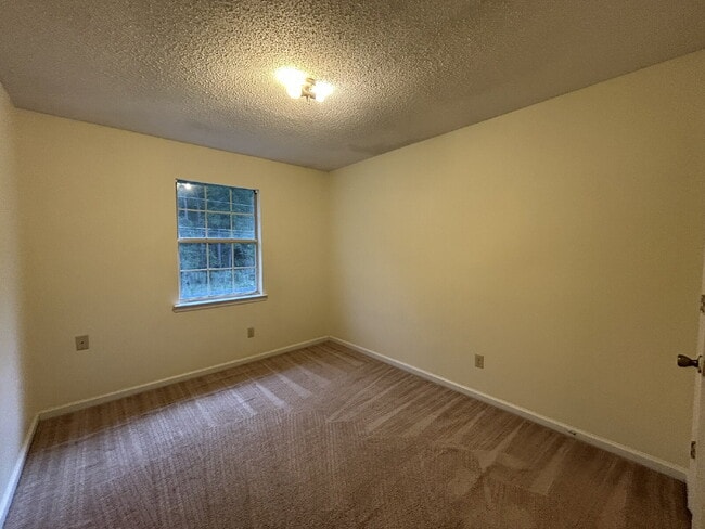 Building Photo - Home for Rent