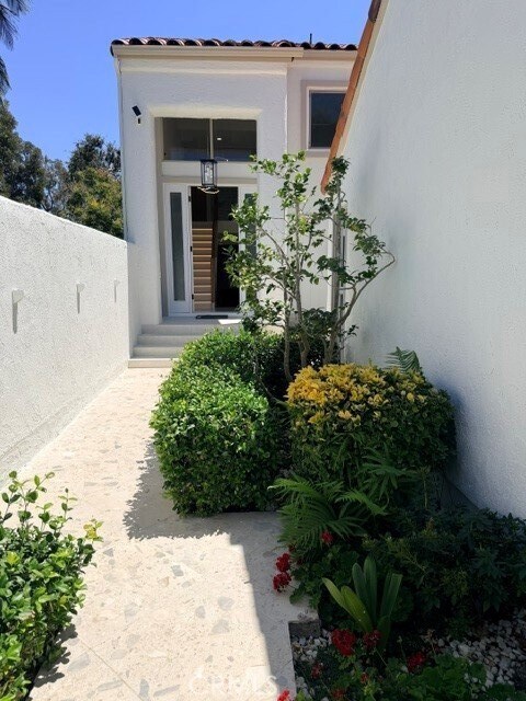 Building Photo - 4682 Sierra Tree Ln