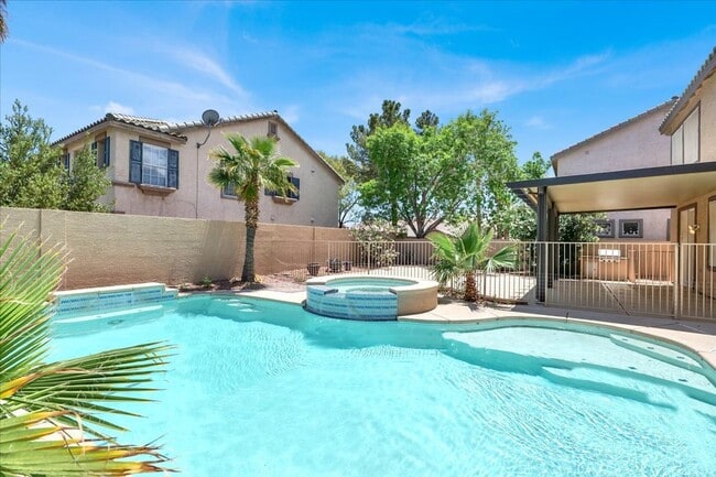 Building Photo - Summerlin Las Vegas Pool home 5 bedrooms