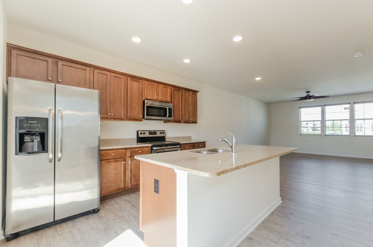 Building Photo - 172 Drexel Ct