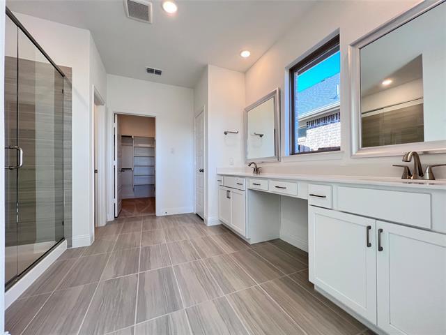 Building Photo - 1713 Willowhurst Ln