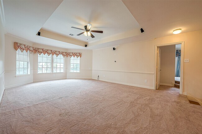 Building Photo - 1914 Rosebay Ct