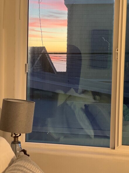 Building Photo - 127 31st St