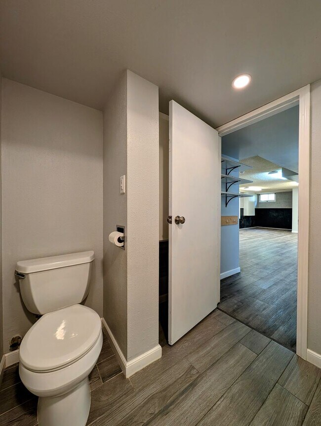 Building Photo - Low maintenance 3 bedroom!