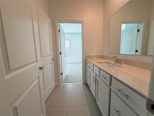 Building Photo - 7420 OLIVEWOOD Ave