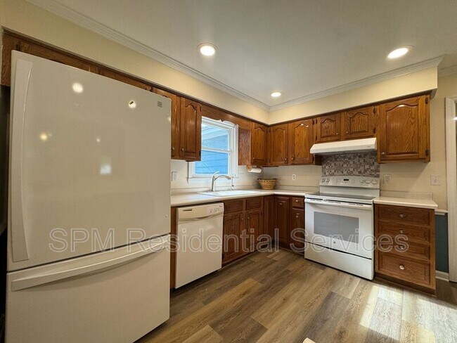 Building Photo - 542 Aquarius Dr
