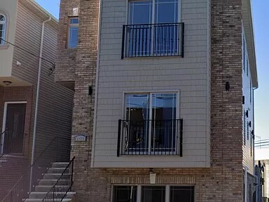 Exterior - 203 Cleveland Ave