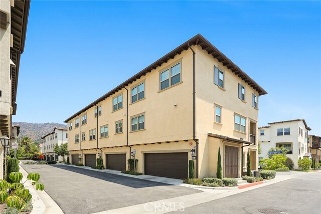 Building Photo - 925 Clementine Ct