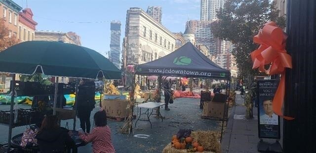 Building Photo - 319 Barrow St