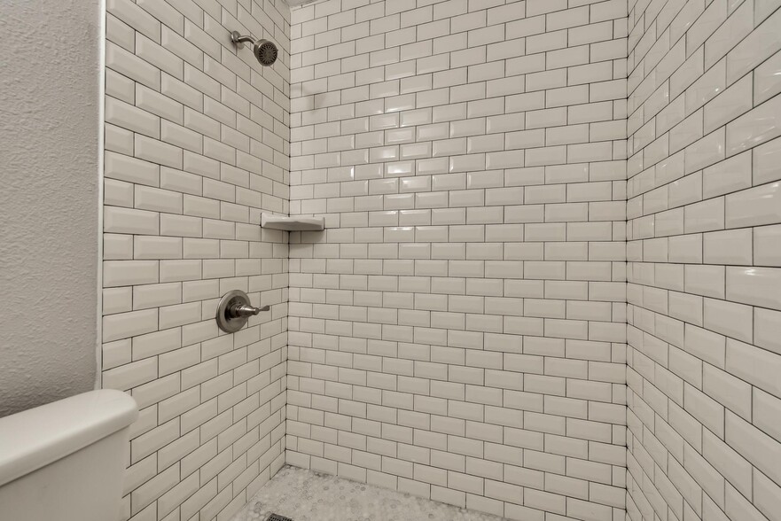 Tiled Shower - 4330 Bowser Ave