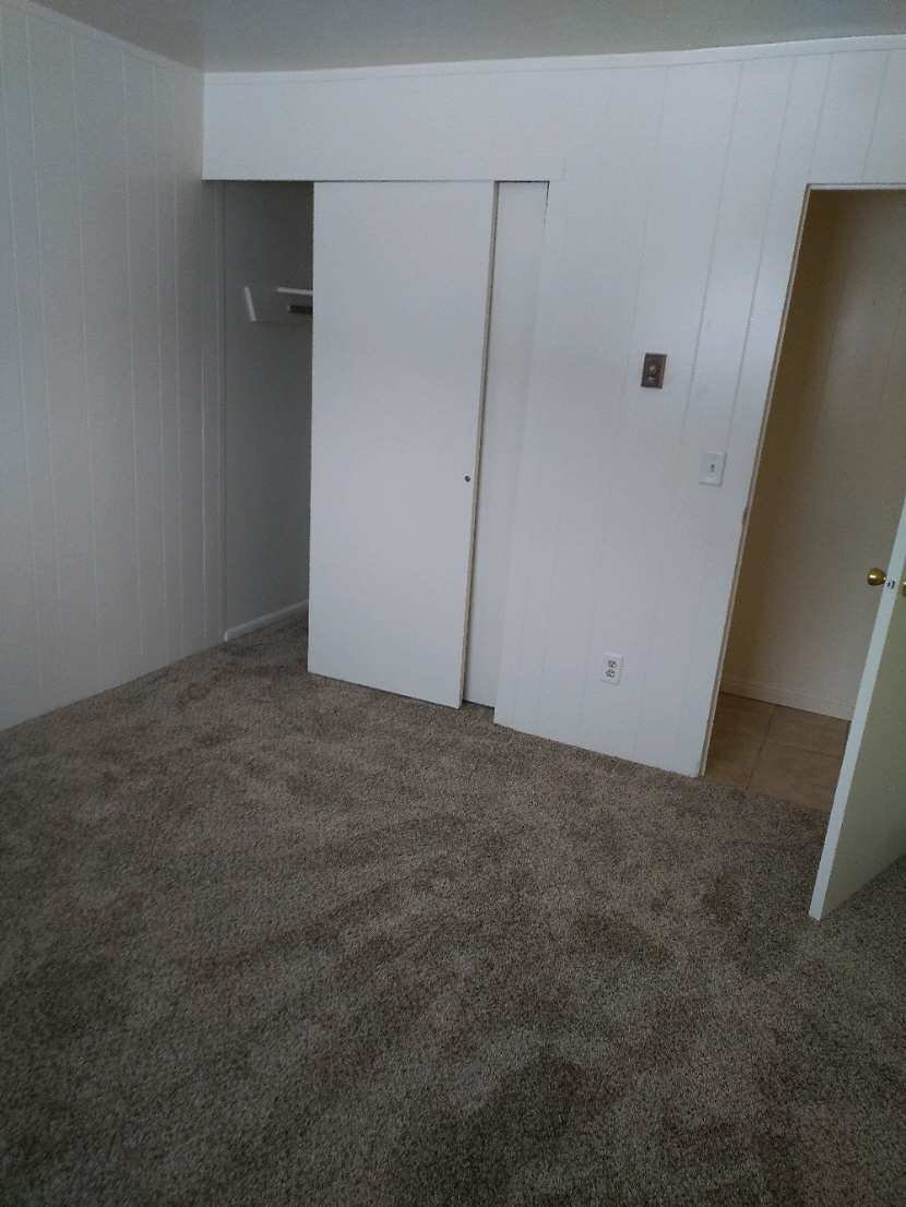 Building Photo - 81 S 400 W