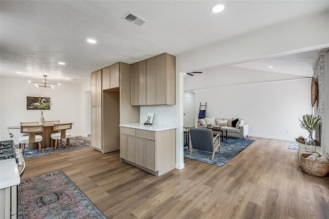 Building Photo - 12305 Rustic Manor Ct