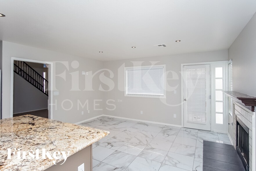 Building Photo - 6964 Jasmine Creek Way