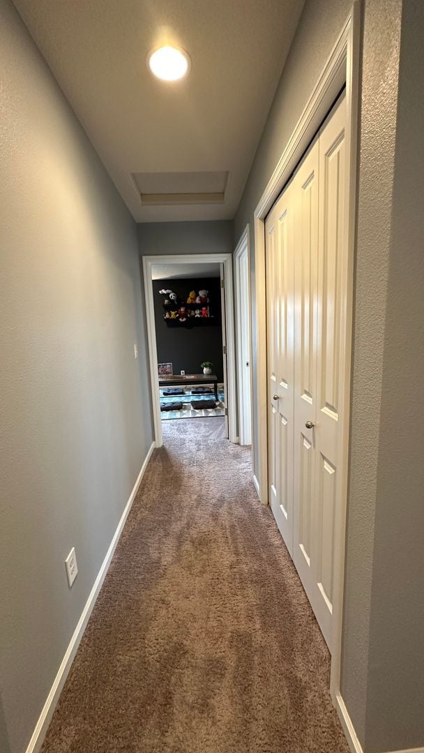 Building Photo - Gorgeous Corner lot 4 bed home! Happy Vall...