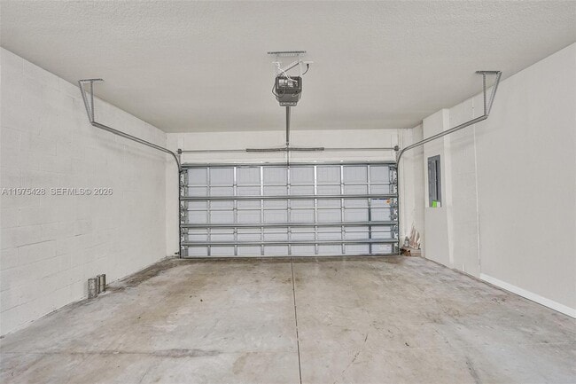 Building Photo - 4764 Eucalyptus Dr