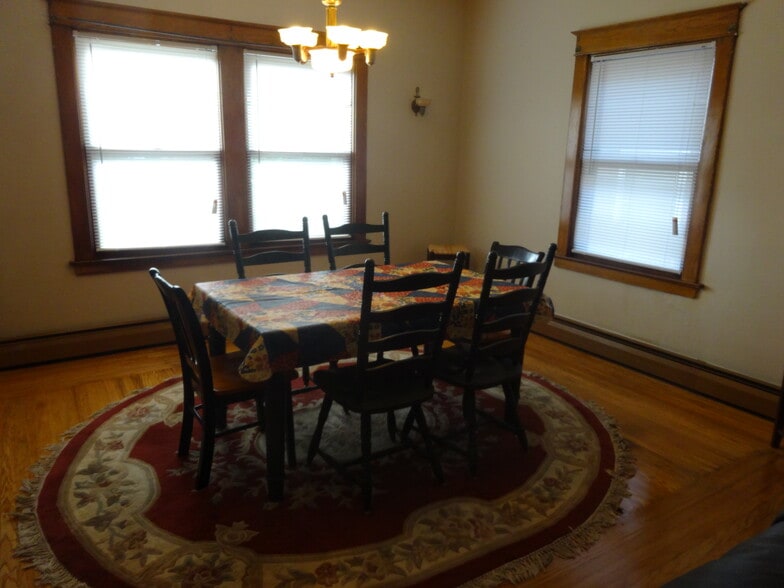 Building Photo - 179 Niagara Falls Blvd