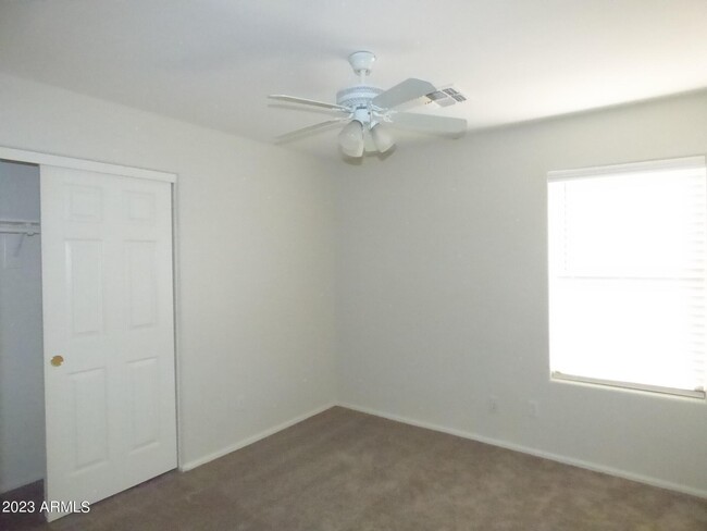 Building Photo - 17247 W Elaine Dr