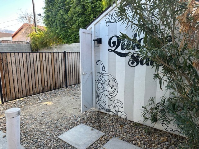 Building Photo - 52801 Avenida Alvarado