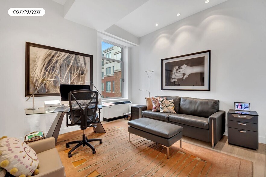 Building Photo - 252 Seventh Avenue PHQ