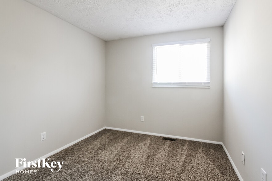 Building Photo - 6719 Cordova Dr