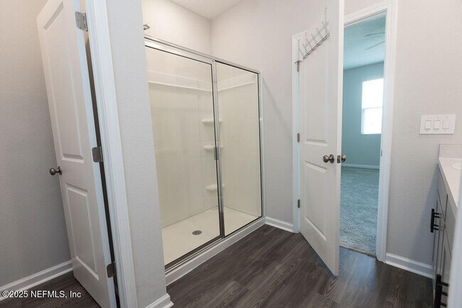 Building Photo - 14655 Macadamia Ln