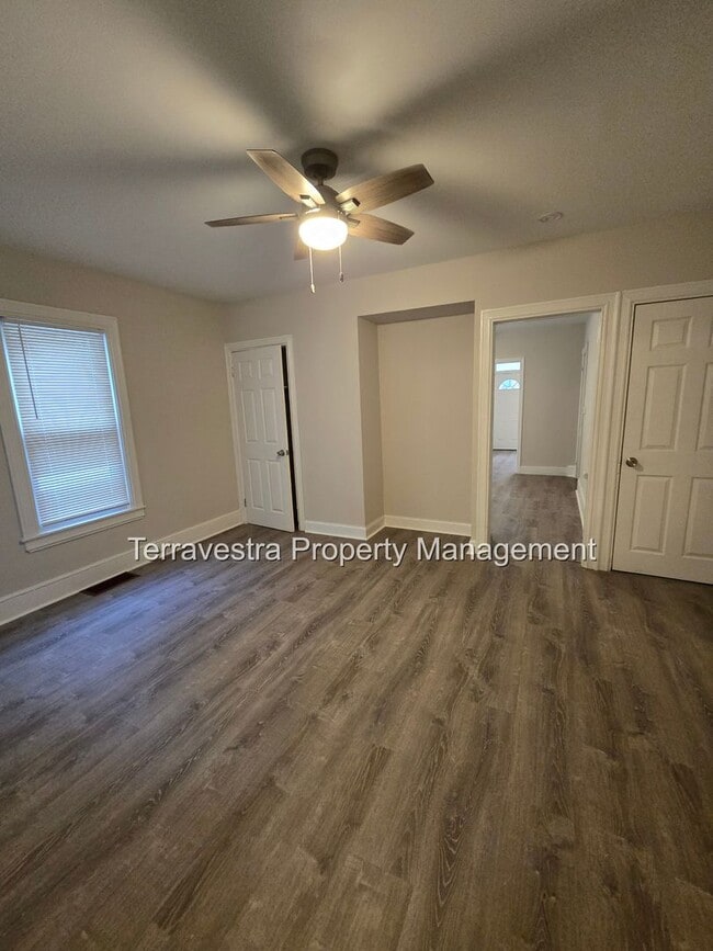 Building Photo - 321-323 South 5th Street