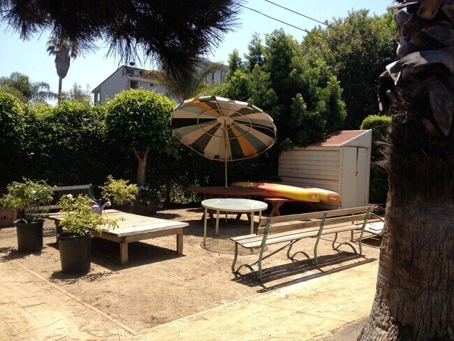 Rear yard area - 12946 Walsh Ave