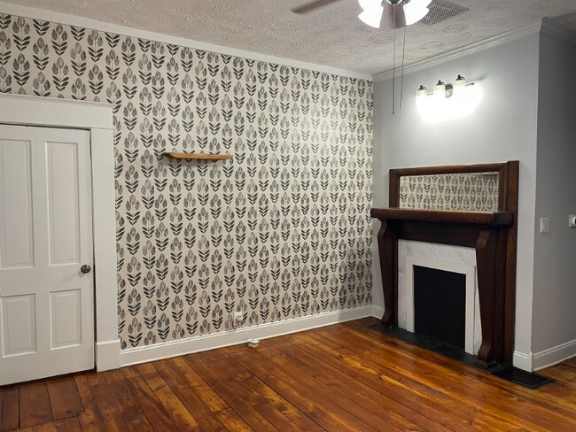 Building Photo - 1081 Harrison Ave