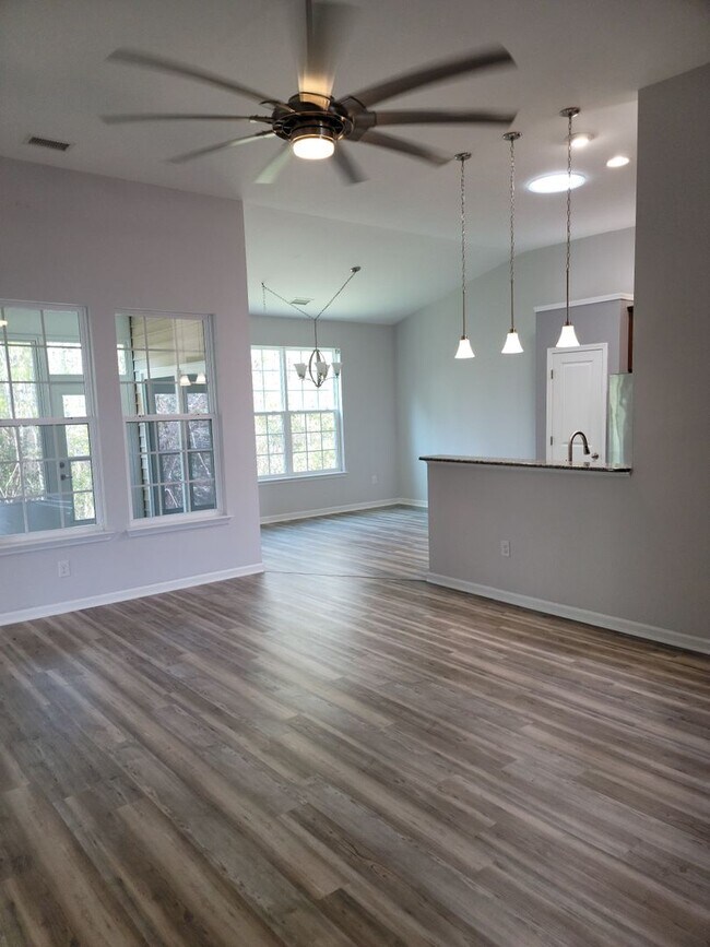 Building Photo - Carolina Crossing in Little River