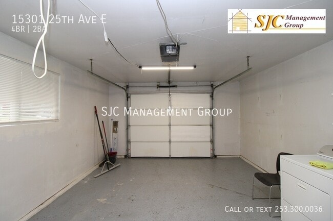 Building Photo - 15301 25th Ave E