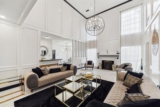 Building Photo - 14907 Alderwick Dr