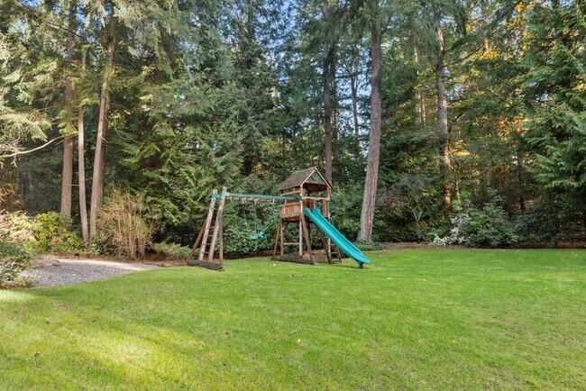 Building Photo - Stunning Private AIR CONDITIONED Dream Home in Coveted Bridal Trails
