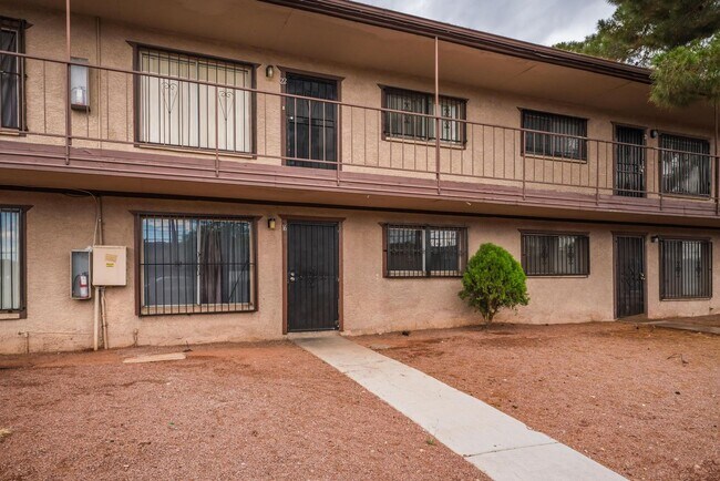 Building Photo - 1 Bedroom Downstairs  Condo Unit Near the Strip! Move in Special $199 for the first month rent!