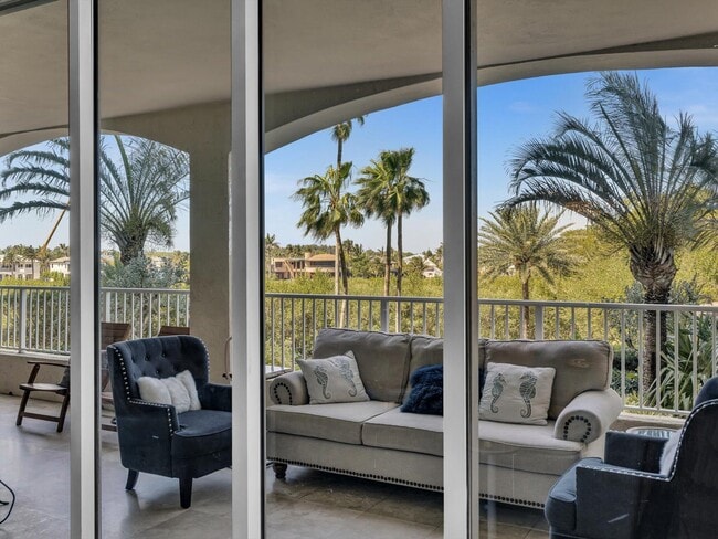 Building Photo - 3720 S Ocean Blvd
