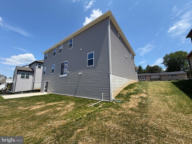 Building Photo - 804 Lime Dr