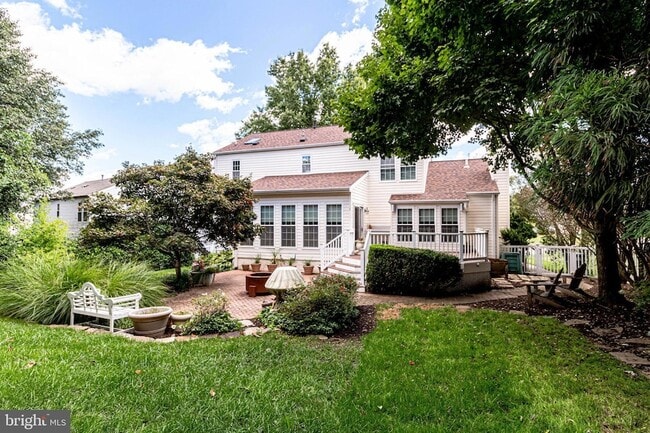 Building Photo - 6122 Bayliss Pl