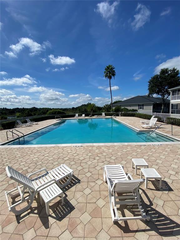 Building Photo - 3011 Hemingway Cir