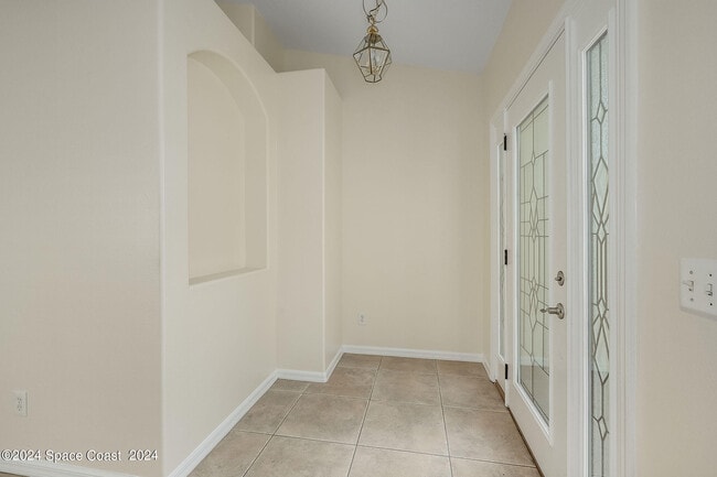 Building Photo - 1216 Foxridge Pl