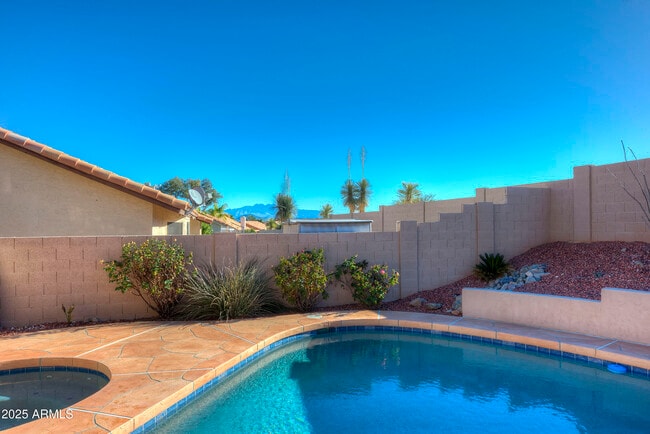 Building Photo - 16925 E De Anza Dr