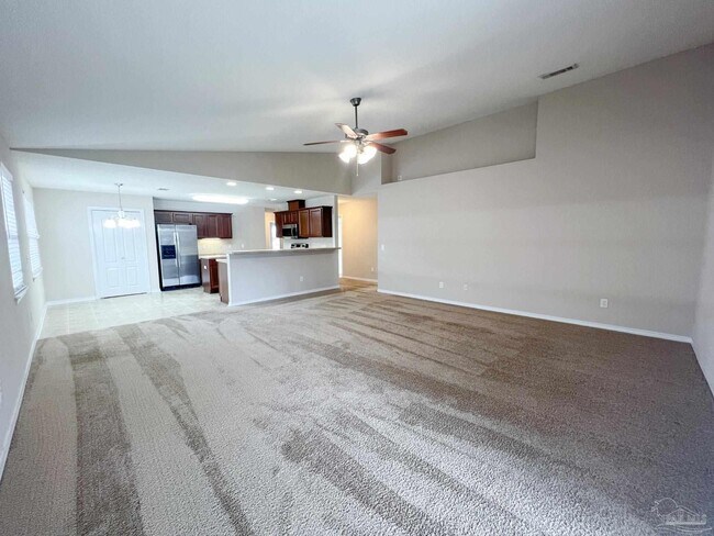 Building Photo - 705 Mozingo Ln
